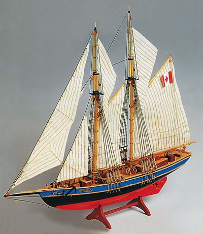 Constructo 1/135 Bluenose II Kit Constructo 1/135 Bluenose II Kit